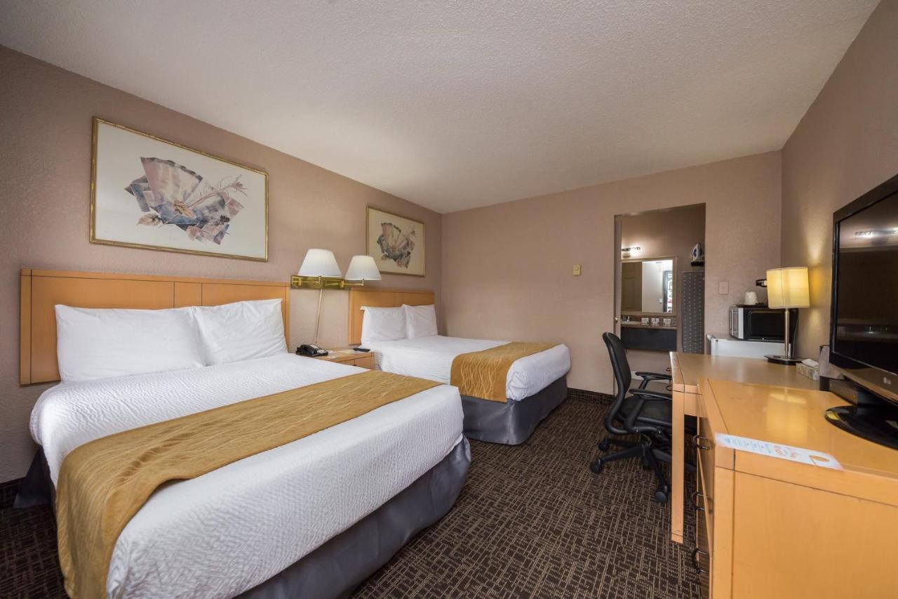 Howard Johnson By Wyndham Downtown Κάμλουπς Εξωτερικό φωτογραφία